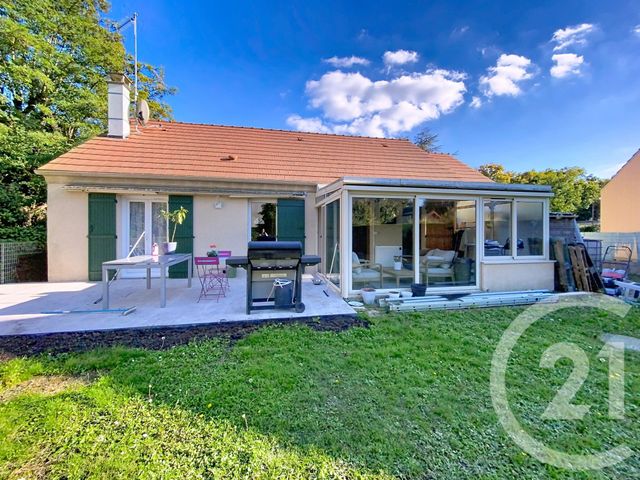 maison à vendre - 4 pièces - 97.0 m2 - ST PIERRE LES NEMOURS - 77 - ILE-DE-FRANCE - Century 21 Cottage Immobilier