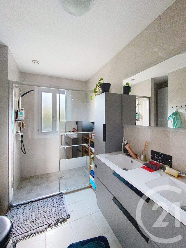 maison à vendre - 4 pièces - 97.0 m2 - ST PIERRE LES NEMOURS - 77 - ILE-DE-FRANCE - Century 21 Cottage Immobilier