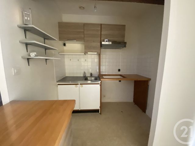 Appartement F1 à louer - 1 pièce - 25.6 m2 - NEMOURS - 77 - ILE-DE-FRANCE - Century 21 Cottage Immobilier