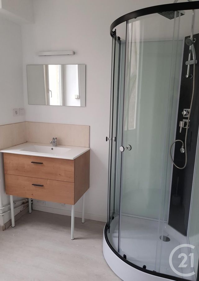 Appartement F2 à louer - 2 pièces - 55.43 m2 - NEMOURS - 77 - ILE-DE-FRANCE - Century 21 Cottage Immobilier