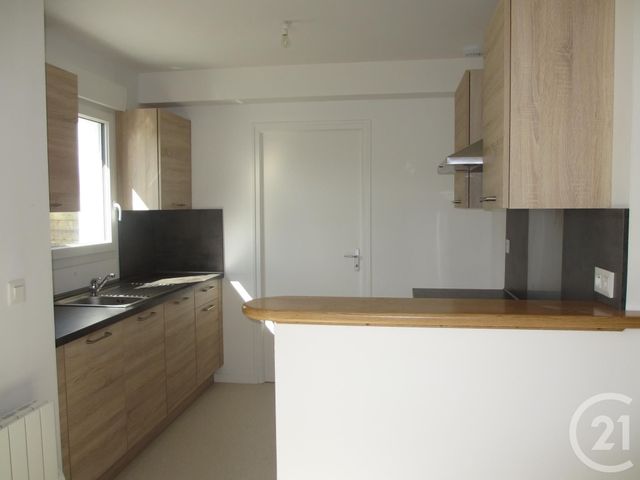 Afficher la photo en grand maison à louer - 4 pièces - 85.2 m2 - ST PIERRE LES NEMOURS - 77 - ILE-DE-FRANCE - Century 21 Cottage Immobilier