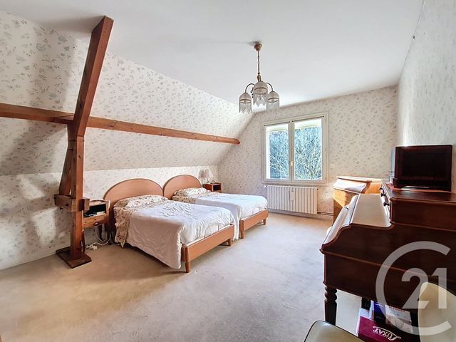 maison à vendre - 7 pièces - 187.0 m2 - ST PIERRE LES NEMOURS - 77 - ILE-DE-FRANCE - Century 21 Cottage Immobilier