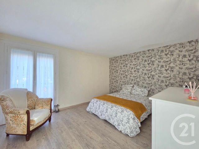 maison à vendre - 4 pièces - 85.0 m2 - ST PIERRE LES NEMOURS - 77 - ILE-DE-FRANCE - Century 21 Cottage Immobilier