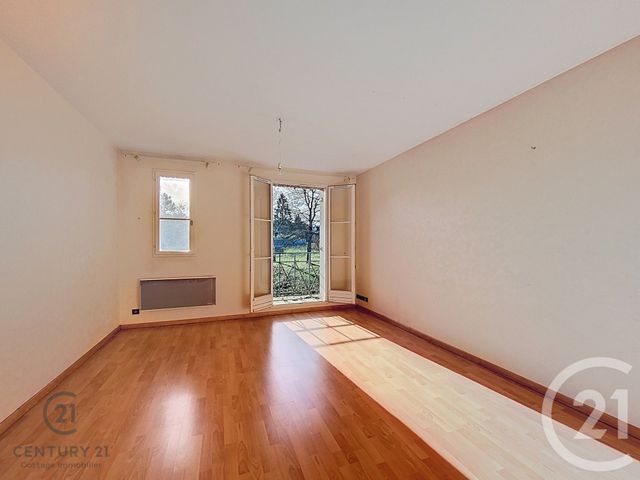 Appartement F2 à vendre - 2 pièces - 47.0 m2 - ST PIERRE LES NEMOURS - 77 - ILE-DE-FRANCE - Century 21 Cottage Immobilier