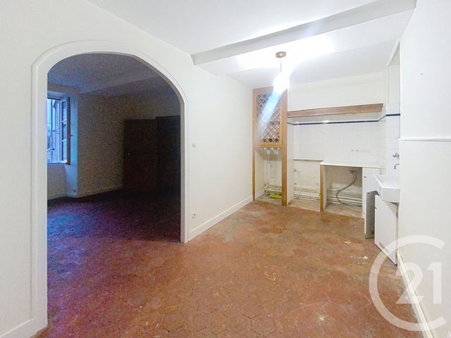 Appartement F2 à louer - 2 pièces - 49.55 m2 - SOUPPES SUR LOING - 77 - ILE-DE-FRANCE - Century 21 Cottage Immobilier