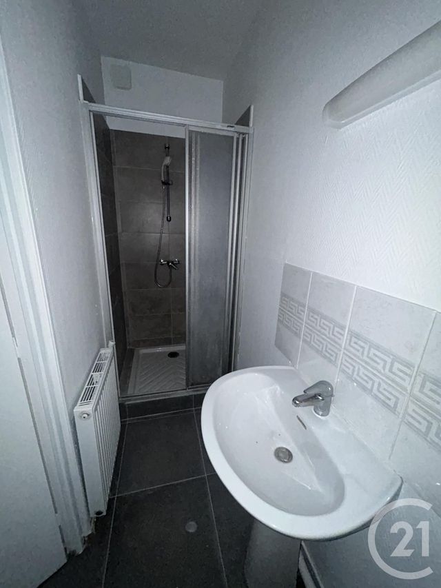 Appartement F3 à louer - 3 pièces - 55.15 m2 - CHATEAU LANDON - 77 - ILE-DE-FRANCE - Century 21 Cottage Immobilier