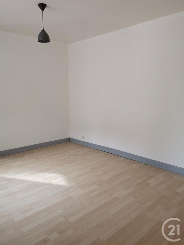 Appartement F2 à louer - 2 pièces - 30.08 m2 - NEMOURS - 77 - ILE-DE-FRANCE - Century 21 Cottage Immobilier