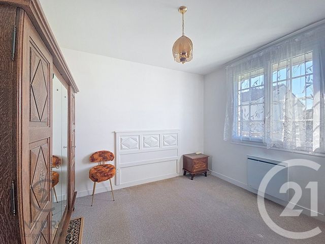 maison à vendre - 3 pièces - 72.9 m2 - ST PIERRE LES NEMOURS - 77 - ILE-DE-FRANCE - Century 21 Cottage Immobilier