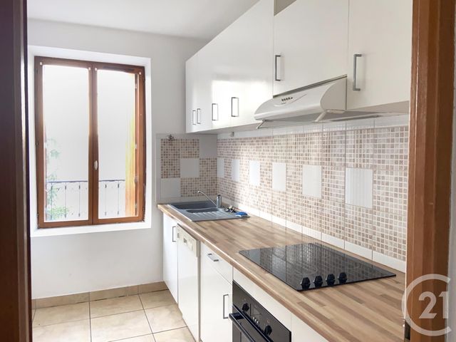 Appartement F3 à louer - 3 pièces - 53.94 m2 - CHATEAU LANDON - 77 - ILE-DE-FRANCE - Century 21 Cottage Immobilier