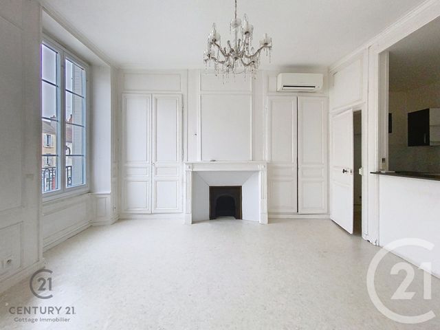 Appartement F2 à vendre - 2 pièces - 41.88 m2 - NEMOURS - 77 - ILE-DE-FRANCE - Century 21 Cottage Immobilier