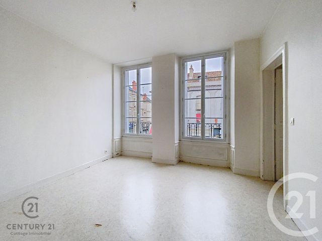 Appartement F2 à vendre - 2 pièces - 41.88 m2 - NEMOURS - 77 - ILE-DE-FRANCE - Century 21 Cottage Immobilier