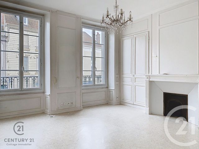 Appartement F2 à vendre - 2 pièces - 41.88 m2 - NEMOURS - 77 - ILE-DE-FRANCE - Century 21 Cottage Immobilier