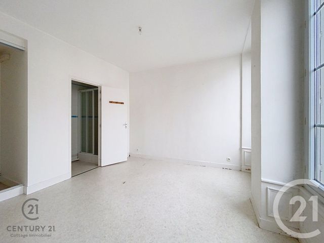 Appartement F2 à vendre - 2 pièces - 41.88 m2 - NEMOURS - 77 - ILE-DE-FRANCE - Century 21 Cottage Immobilier