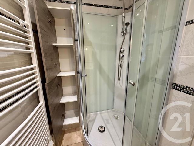 Appartement F2 à louer - 2 pièces - 32.7 m2 - NEMOURS - 77 - ILE-DE-FRANCE - Century 21 Cottage Immobilier