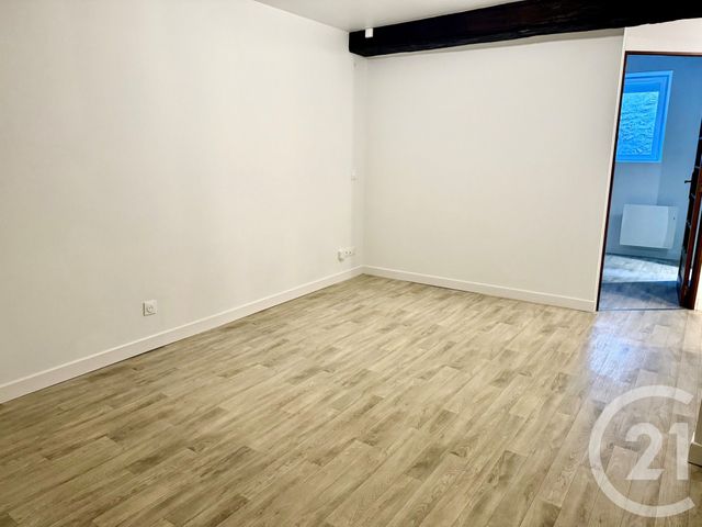 Appartement F2 à louer - 2 pièces - 32.7 m2 - NEMOURS - 77 - ILE-DE-FRANCE - Century 21 Cottage Immobilier