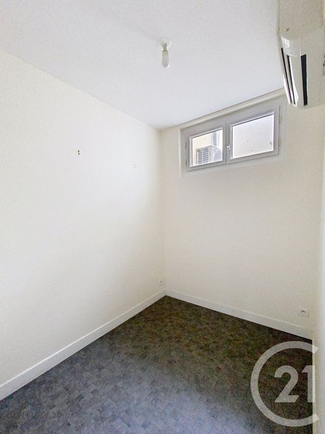 Appartement Local à vendre - 3 pièces - 44.57 m2 - NEMOURS - 77 - ILE-DE-FRANCE - Century 21 Cottage Immobilier