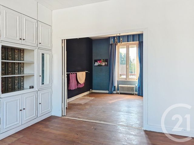 maison à vendre - 9 pièces - 171.0 m2 - ST PIERRE LES NEMOURS - 77 - ILE-DE-FRANCE - Century 21 Cottage Immobilier