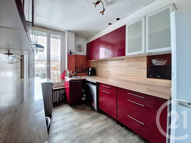 maison à vendre - 9 pièces - 171.0 m2 - ST PIERRE LES NEMOURS - 77 - ILE-DE-FRANCE - Century 21 Cottage Immobilier