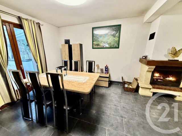 maison à louer - 5 pièces - 115.56 m2 - BAZOCHES SUR LE BETZ - 45 - CENTRE - Century 21 Cottage Immobilier