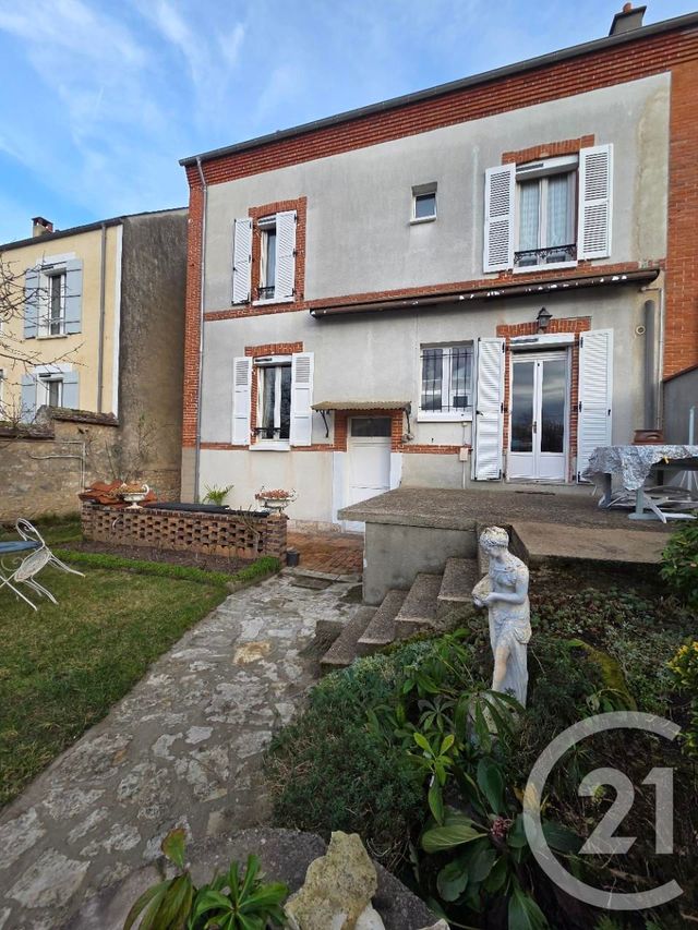 maison à vendre - 5 pièces - 133.95 m2 - ST PIERRE LES NEMOURS - 77 - ILE-DE-FRANCE - Century 21 Cottage Immobilier