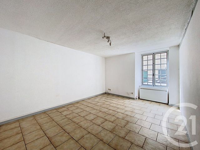 Appartement F2 à louer - 2 pièces - 48.55 m2 - NEMOURS - 77 - ILE-DE-FRANCE - Century 21 Cottage Immobilier