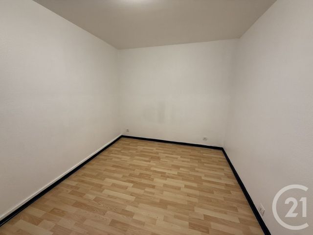 Appartement F2 à louer - 2 pièces - 48.55 m2 - NEMOURS - 77 - ILE-DE-FRANCE - Century 21 Cottage Immobilier