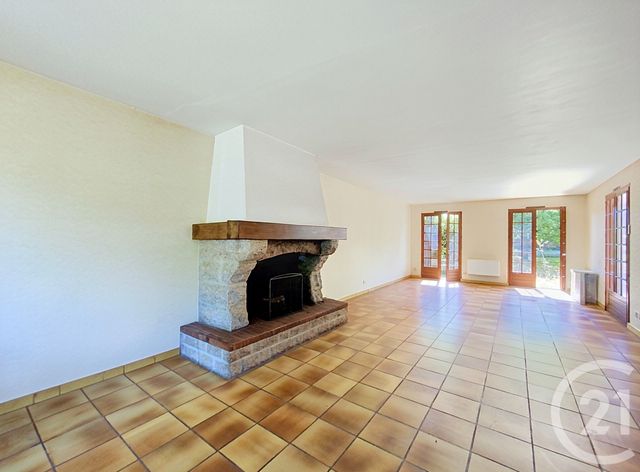 maison à vendre - 6 pièces - 181.0 m2 - NEMOURS - 77 - ILE-DE-FRANCE - Century 21 Cottage Immobilier