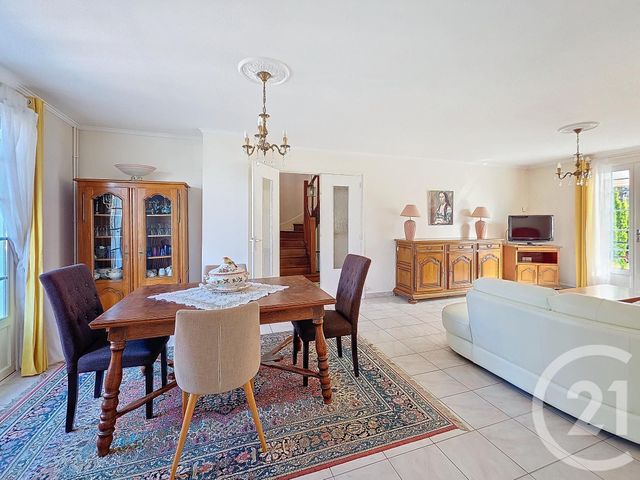 maison à vendre - 6 pièces - 122.0 m2 - MONTCOURT FROMONVILLE - 77 - ILE-DE-FRANCE - Century 21 Cottage Immobilier