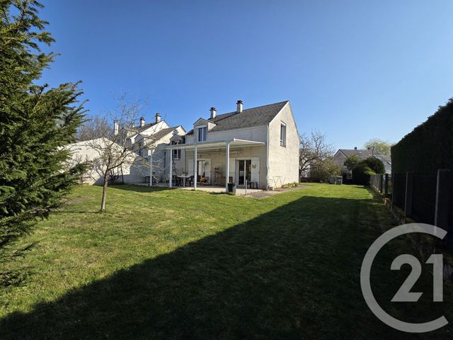 maison à vendre - 6 pièces - 115.2 m2 - ST PIERRE LES NEMOURS - 77 - ILE-DE-FRANCE - Century 21 Cottage Immobilier