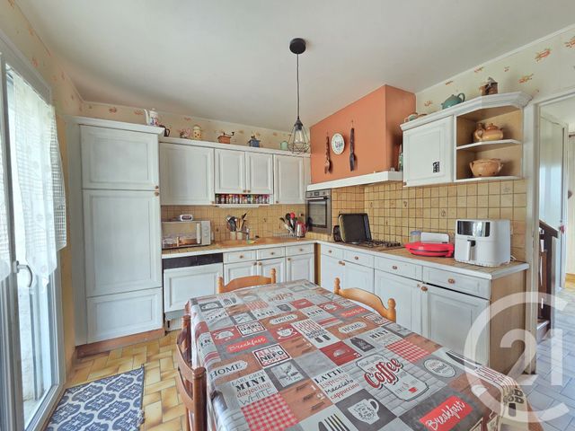 maison à vendre - 6 pièces - 115.2 m2 - ST PIERRE LES NEMOURS - 77 - ILE-DE-FRANCE - Century 21 Cottage Immobilier