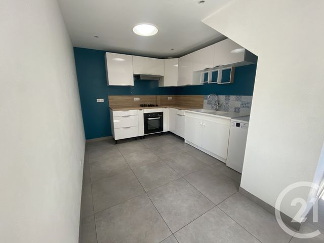 maison à louer - 3 pièces - 82.5 m2 - ST PIERRE LES NEMOURS - 77 - ILE-DE-FRANCE - Century 21 Cottage Immobilier