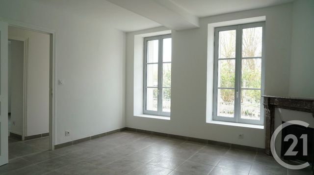 maison à louer - 6 pièces - 120.6 m2 - NEMOURS - 77 - ILE-DE-FRANCE - Century 21 Cottage Immobilier