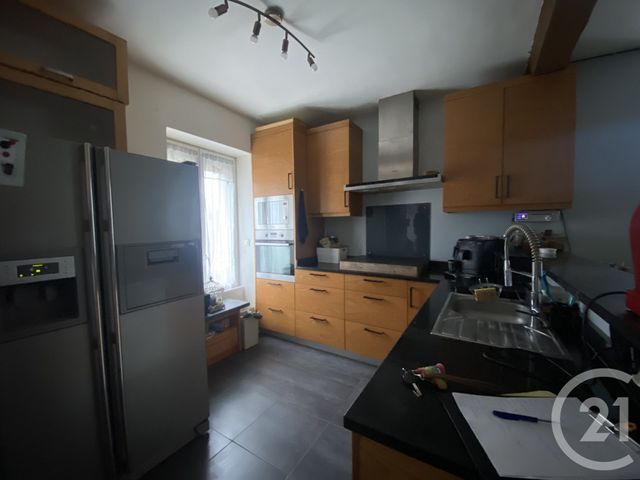 maison à louer - 4 pièces - 108.0 m2 - SOUPPES SUR LOING - 77 - ILE-DE-FRANCE - Century 21 Cottage Immobilier