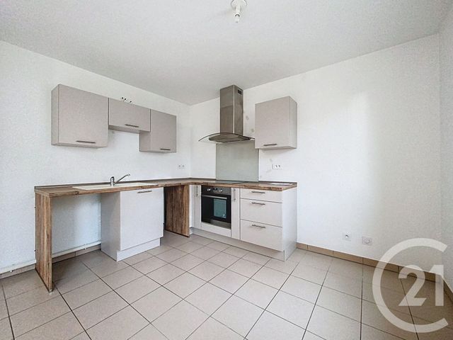 Appartement F2 à louer - 2 pièces - 42.75 m2 - NEMOURS - 77 - ILE-DE-FRANCE - Century 21 Cottage Immobilier