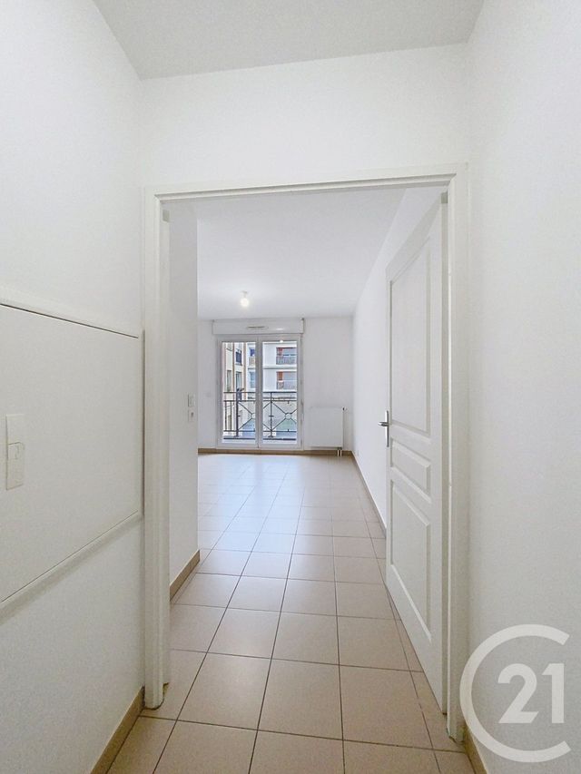 Appartement F2 à louer - 2 pièces - 42.75 m2 - NEMOURS - 77 - ILE-DE-FRANCE - Century 21 Cottage Immobilier