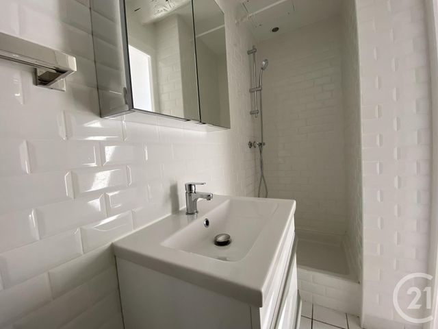 Appartement F2 à vendre - 2 pièces - 32.68 m2 - NEMOURS - 77 - ILE-DE-FRANCE - Century 21 Cottage Immobilier