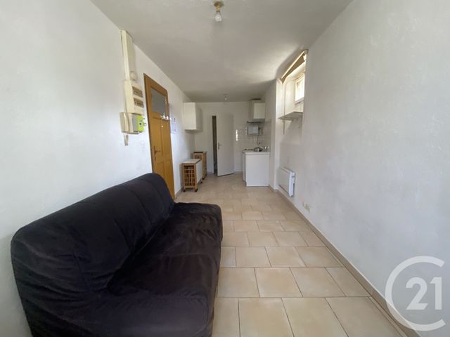 Appartement F1 à louer - 1 pièce - 17.0 m2 - NEMOURS - 77 - ILE-DE-FRANCE - Century 21 Cottage Immobilier