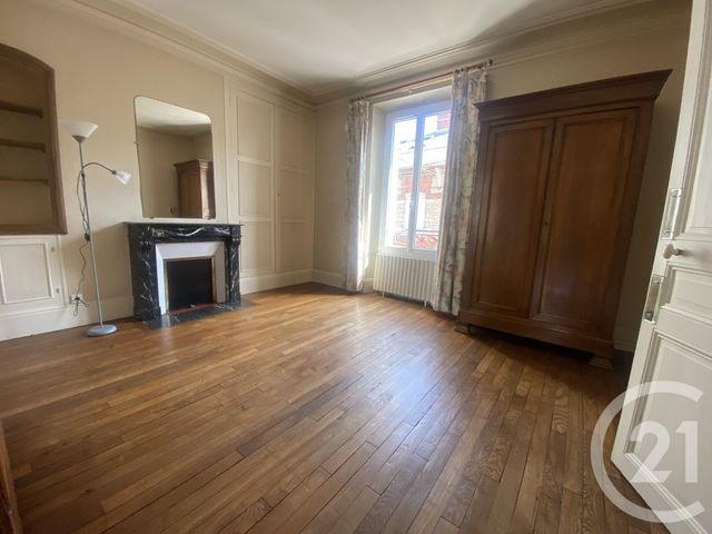 maison à louer - 6 pièces - 153.61 m2 - NEMOURS - 77 - ILE-DE-FRANCE - Century 21 Cottage Immobilier