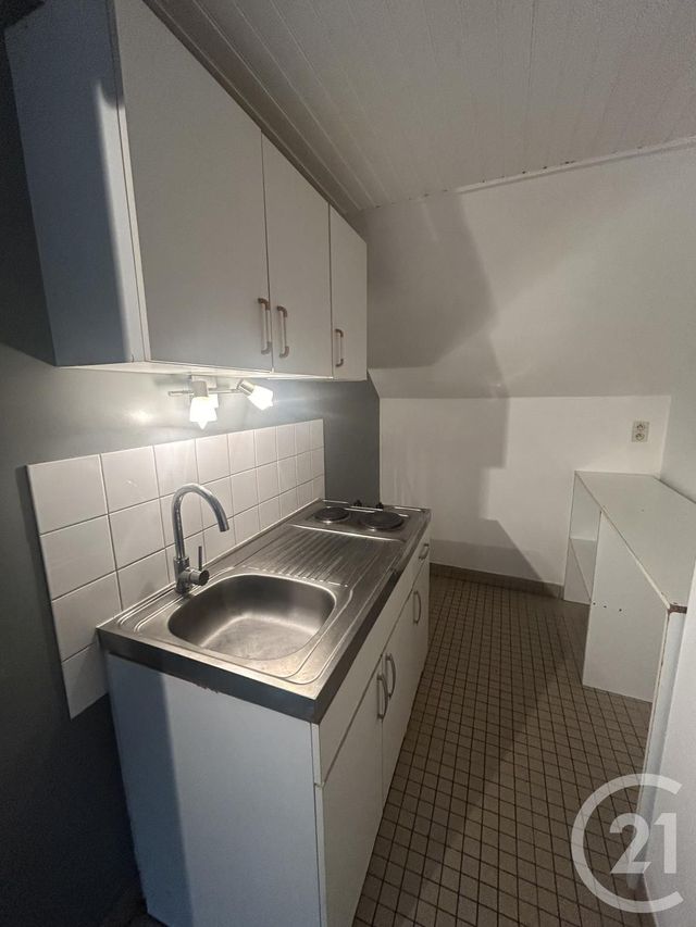 Appartement F1 à louer - 1 pièce - 28.53 m2 - NEMOURS - 77 - ILE-DE-FRANCE - Century 21 Cottage Immobilier