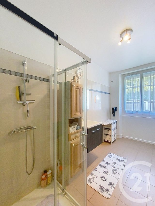 Appartement F3 à vendre - 3 pièces - 79.45 m2 - ST PIERRE LES NEMOURS - 77 - ILE-DE-FRANCE - Century 21 Cottage Immobilier