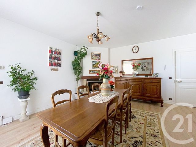 Appartement F3 à vendre - 3 pièces - 79.45 m2 - ST PIERRE LES NEMOURS - 77 - ILE-DE-FRANCE - Century 21 Cottage Immobilier