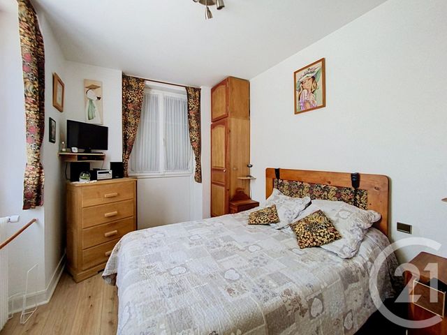 Appartement F3 à vendre - 3 pièces - 79.45 m2 - ST PIERRE LES NEMOURS - 77 - ILE-DE-FRANCE - Century 21 Cottage Immobilier