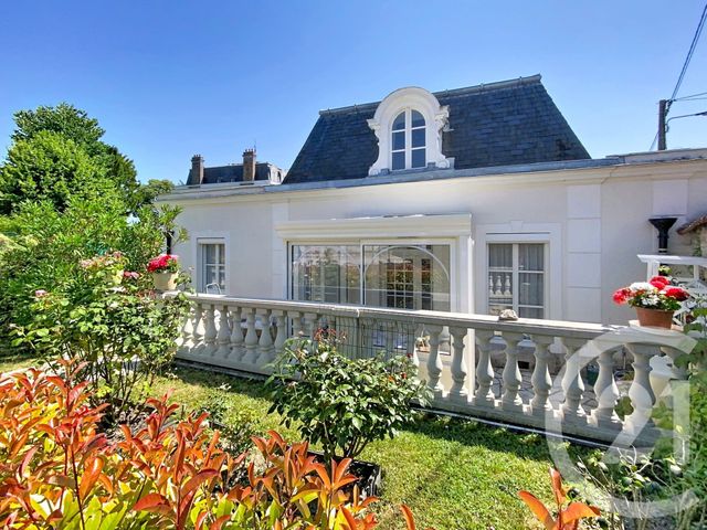 Appartement F3 à vendre ST PIERRE LES NEMOURS