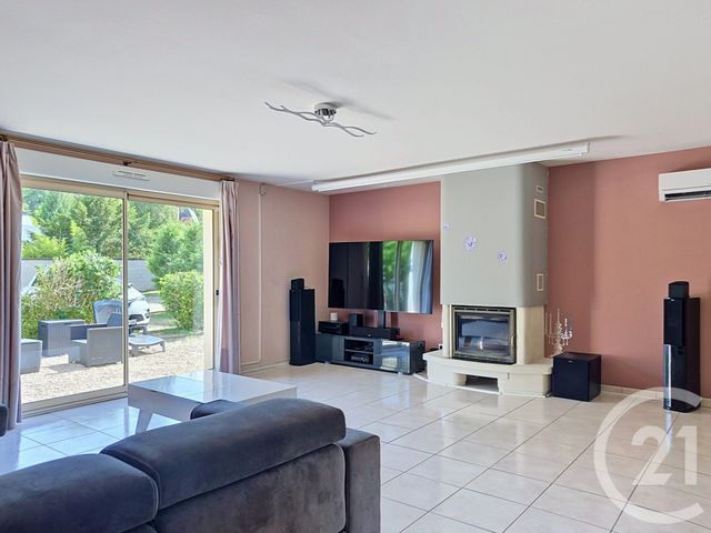 maison à vendre - 6 pièces - 153.0 m2 - ST PIERRE LES NEMOURS - 77 - ILE-DE-FRANCE - Century 21 Cottage Immobilier
