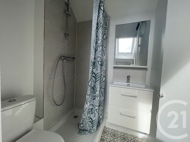 Appartement Studio à louer - 2 pièces - 17.0 m2 - NEMOURS - 77 - ILE-DE-FRANCE - Century 21 Cottage Immobilier