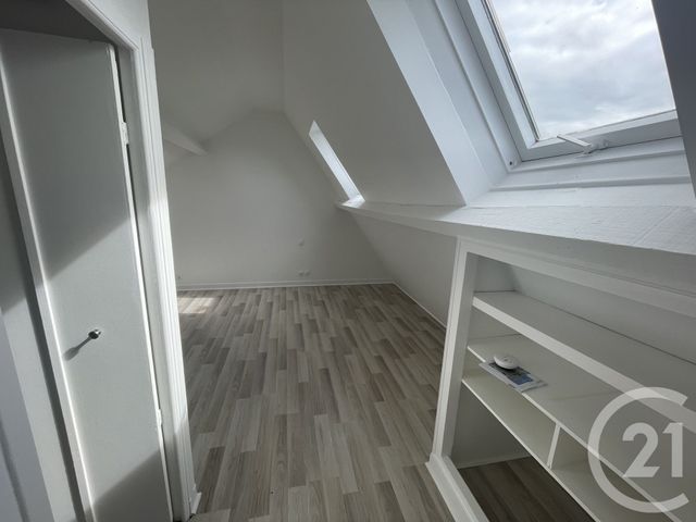 Appartement Studio à louer - 2 pièces - 17.0 m2 - NEMOURS - 77 - ILE-DE-FRANCE - Century 21 Cottage Immobilier