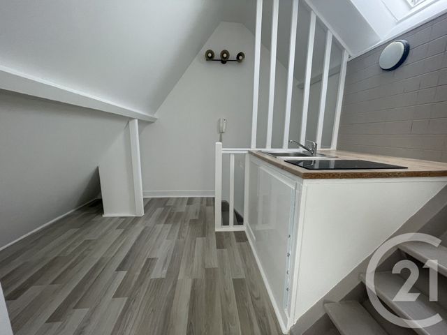 Appartement Studio à louer - 2 pièces - 17.0 m2 - NEMOURS - 77 - ILE-DE-FRANCE - Century 21 Cottage Immobilier