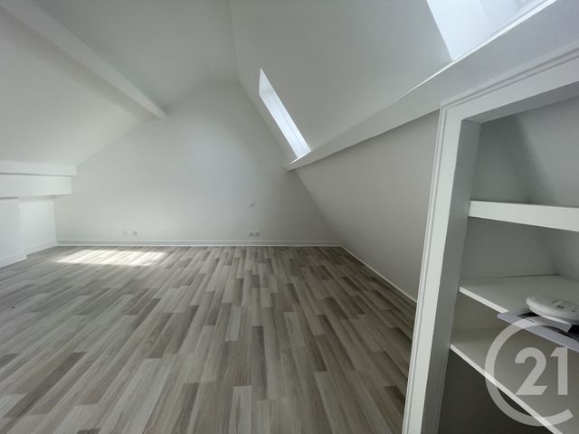 Appartement Studio à louer - 2 pièces - 17.0 m2 - NEMOURS - 77 - ILE-DE-FRANCE - Century 21 Cottage Immobilier