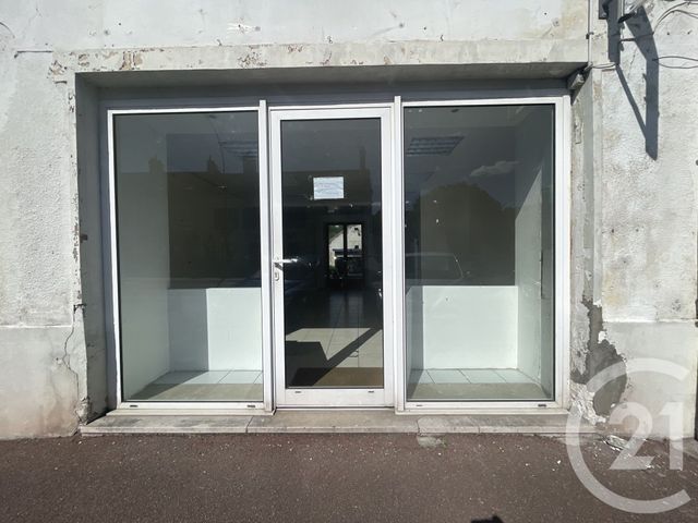 Appartement à louer - 1 pièce - 50.0 m2 - SOUPPES SUR LOING - 77 - ILE-DE-FRANCE - Century 21 Cottage Immobilier