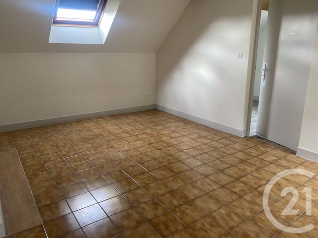 maison à louer - 3 pièces - 46.87 m2 - SOUPPES SUR LOING - 77 - ILE-DE-FRANCE - Century 21 Cottage Immobilier